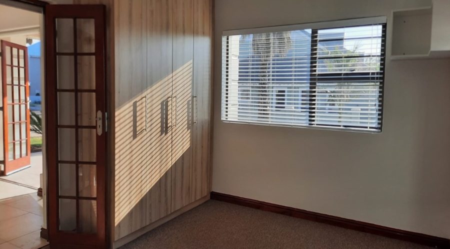 4 Bedroom Property for Sale in Marina Martinique Eastern Cape